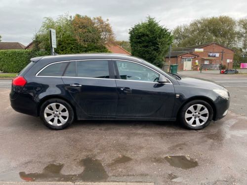 Vauxhall Insignia  2.0 CDTi 160  ECOFLEX  SE ESTATE *1 PREVIOUS OWNER * LAST OWNER 9 YEARS *