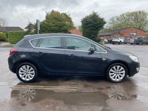 Vauxhall Astra  1.7 CDTi ecoFLEX SE **£35 ROAD TAX**SAT NAV**