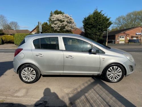Vauxhall Corsa  1.2 16V Excite ** 1 OWNER FROM NEW **