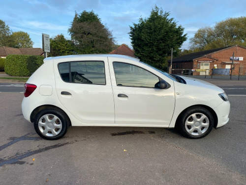 Dacia Sandero  1.2 Ambiance 1.2 16V 75