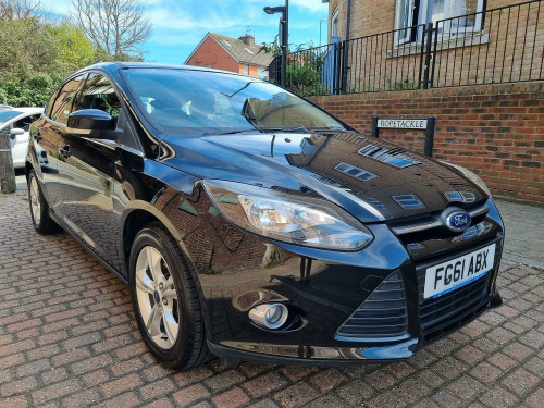Ford Focus  1.6 Zetec