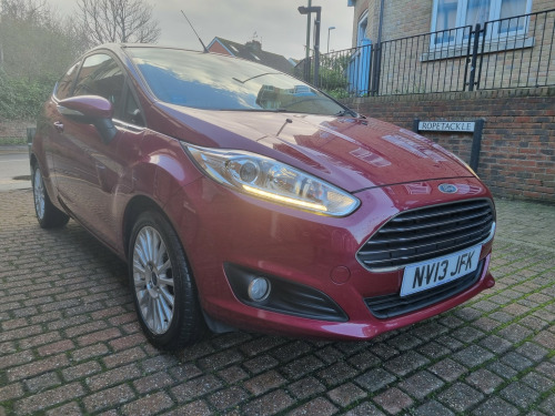 Ford Fiesta  1.0 T EcoBoost Titanium