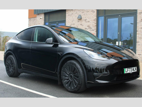 Tesla Model Y  (Dual Motor) Long Range Auto 4WDE 5dr