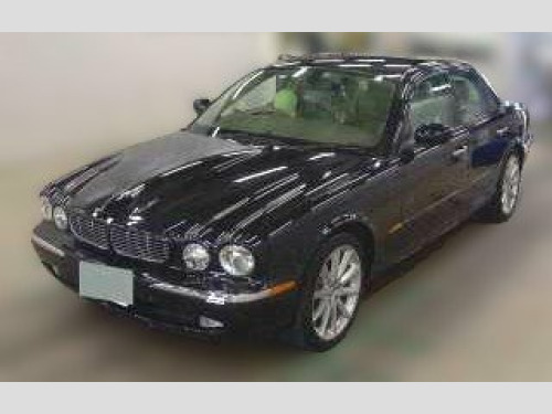 Jaguar XJ  JAGUAR XJ8 SALOON 3.5 V6 FUTURE CLASSIC VERY LOW MILEAGE ONLY 21,000 VERIFI