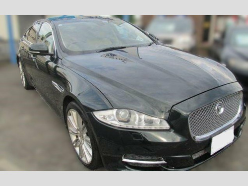 Jaguar XJ  5.0 V8 PREMIUM LUXURY DESIRABLE BRITISH RACING GREEN IN TRANSIT DUE JAN 202