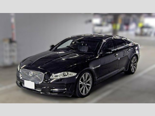 Jaguar XJ  5.0 V8 LUXUARY POWERFUL 380 BHP VERY LOW MILEAGE DUE JAN 2025