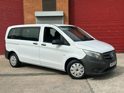 Mercedes-Benz Vito  114 BLUETEC TOURER PRO 9 SEATER