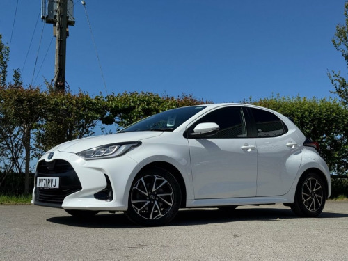 Toyota Yaris  1.5 VVT-h Design Hatchback 5dr Petrol Hybrid E-CVT