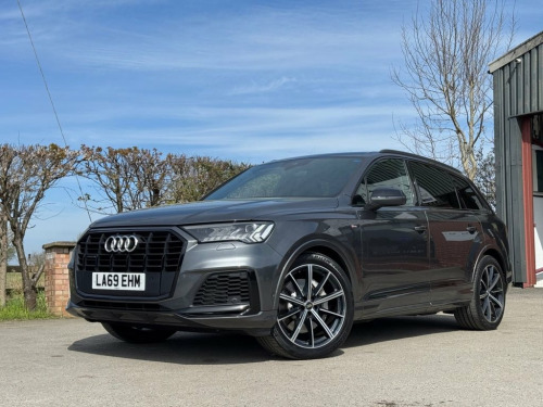 Audi Q7  3.0 TDI V6 50 Black Edition SUV 5dr Diesel Tiptron