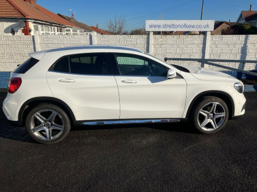 Mercedes-Benz GLA-Class GLA200 1.6 GLA200 AMG Line