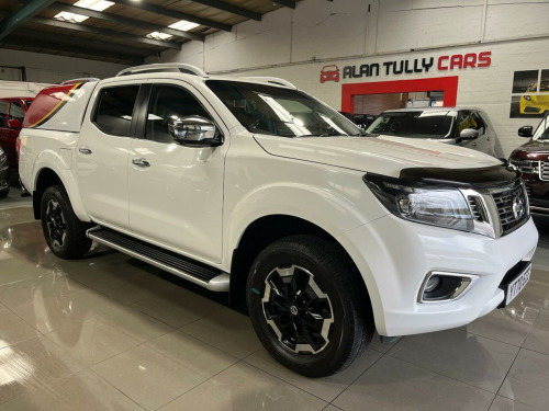 Nissan Navara  2.3 dCi Tekna Pickup Double Cab 4dr Diesel Manual 4WD Euro 6 (s/s) (190 ps)