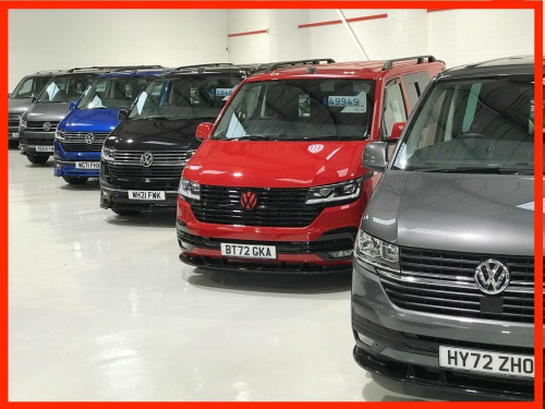 Volkswagen Transporter 2.0 TDI T32 Highline Kombi Double Cab 5dr Diesel DSG FWD LWB High Roof Euro