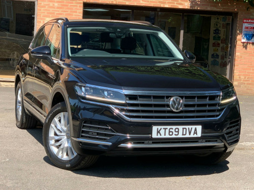 Volkswagen Touareg  3.0 TDI V6 SEL Tiptronic 4Motion Euro 6 (s/s) 5dr
