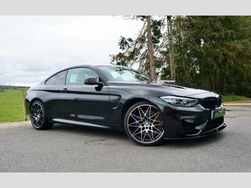 BMW M4  M4 COMPETITION