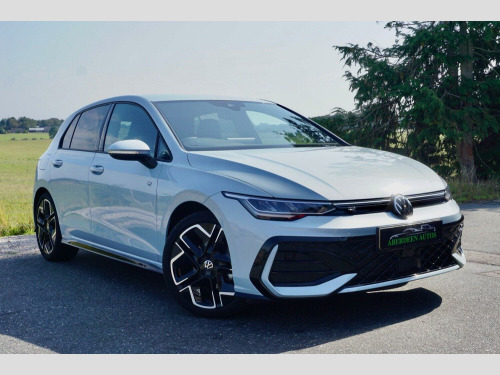 Volkswagen Golf  1.5 TSI R-Line