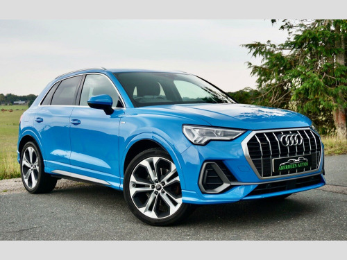 Audi Q3  2.0 TDI 40 S line