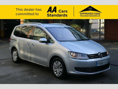 Volkswagen Sharan  2.0 TDI BlueMotion Tech SE Nav MPV 5dr Diesel DSG 