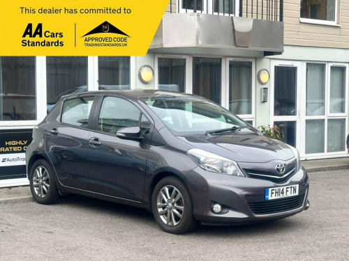 Toyota Yaris  1.33 Dual VVT-i Icon Plus Hatchback 5dr Petrol Man