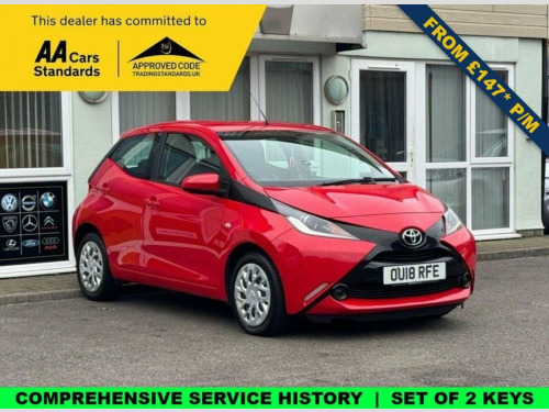 Toyota AYGO  1.0 VVT-i x-play Hatchback 5dr Petrol x-shift Euro 