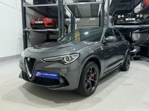 Alfa Romeo Stelvio  2.9 V6 Bi-Turbo Quadrifoglio SUV 5dr Petrol Auto Q