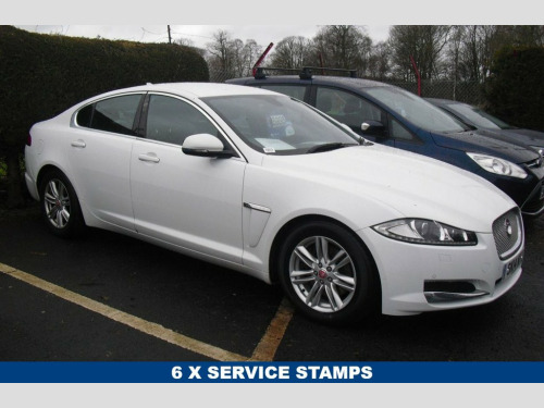 Jaguar XF  2.2d Luxury Saloon 4dr Diesel Auto Euro 5 (s/s) (1