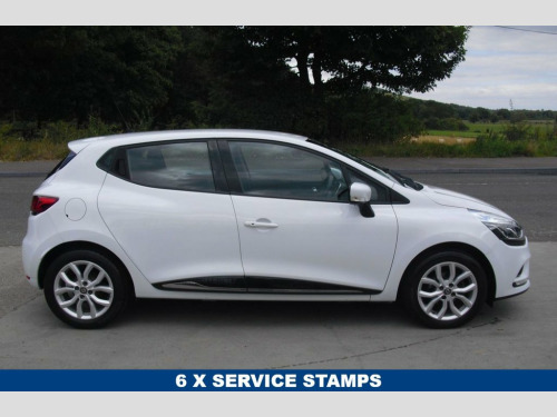Renault Clio  1.2 16V Dynamique Nav Hatchback 5dr Petrol Manual 