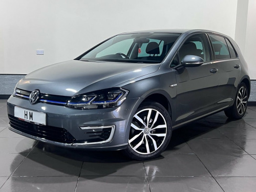 Volkswagen Golf  35.8kWh e-Golf Hatchback 5dr Electric Auto (136 ps