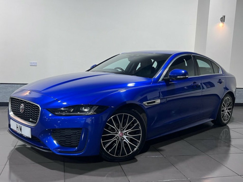 Jaguar XE  2.0 D180 R-Dynamic S Saloon 4dr Diesel Auto Euro 6