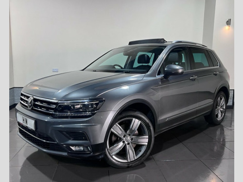 Volkswagen Tiguan  2.0 TDI SEL SUV 5dr Diesel DSG 4Motion Euro 6 (s/s