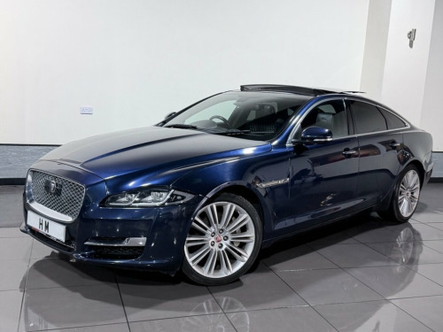 Jaguar XJ  3.0d V6 Portfolio Saloon 4dr Diesel Auto Euro 6 (s