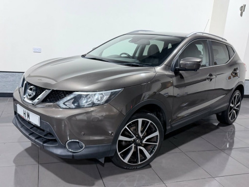 Nissan Qashqai  1.6 DIG-T Tekna SUV 5dr Petrol Manual 2WD Euro 6 ( 
