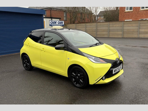 Toyota AYGO  1.0 VVT-i x-cite 3 Yellow Bi-Tone Hatchback 5dr Pe 