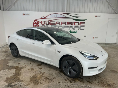 Tesla Model 3  LONG RANGE AWD 4d 302 BHP