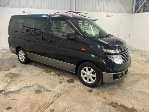 Nissan Elgrand  3.5  7 seats, Auto, 4X4, TV's, Privacy, 