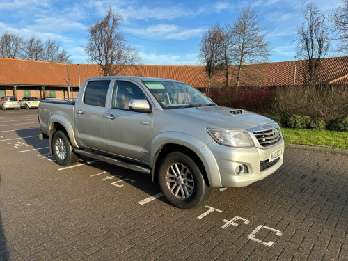 Toyota Hi-Lux  3.0 D-4D Invincible Pickup 4dr Diesel Auto 4WD (22