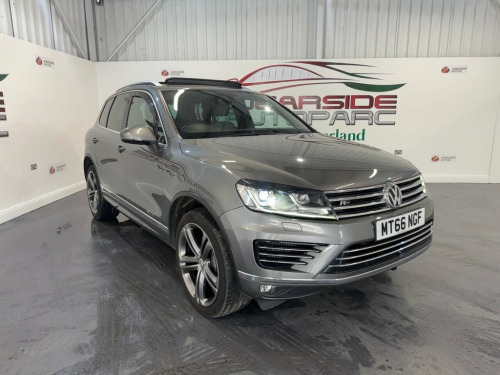 Volkswagen Touareg  3.0 TDI V6 BlueMotion Tech R-Line Plus SUV 5dr Die