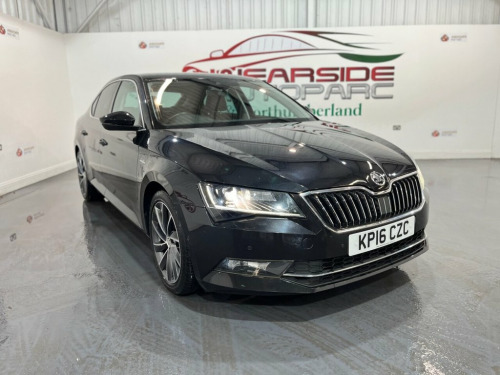 Skoda Superb  2.0 TSI Laurin & Klement Hatchback 5dr Petrol DSG 