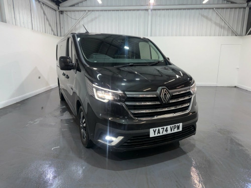 Renault Trafic  2.0 dCi Blue LL30 Extra Sport Crew Van Double Cab  