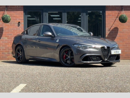 Alfa Romeo Giulia  2.9 V6 Bi-Turbo Quadrifoglio Saloon 4dr Petrol GPF