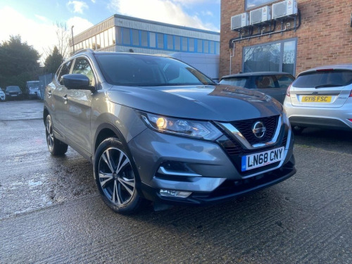 Nissan Qashqai  1.3 DIG-T N-Connecta Euro 6 (s/s) 5dr