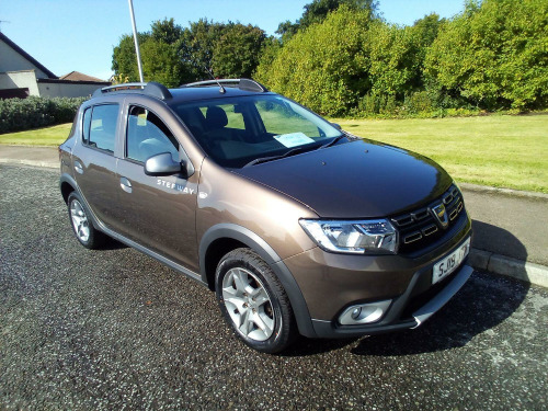 Dacia Sandero Stepway  Stepway Essential 0.9 TCe 90 MY18