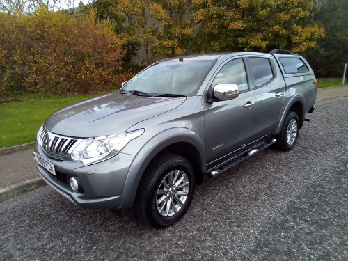 Mitsubishi L200  2.4 DI-D DC Warrior 4WD DOUBLE CAB