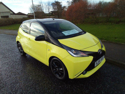 Toyota AYGO  1.0 VVT-i x-cite 3 Yellow Bi-Tone