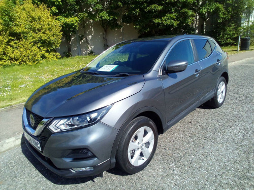 Nissan Qashqai  1.3 DIG-T Acenta Premium