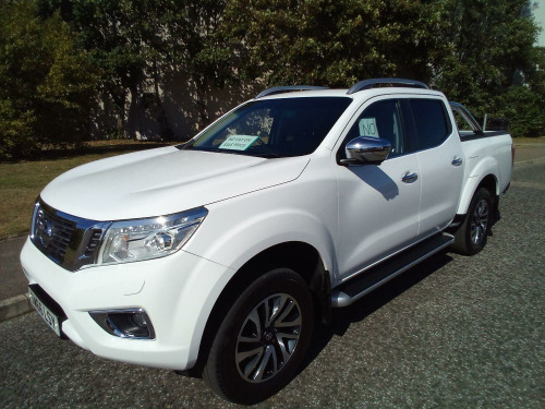 Nissan Navara  2.3 dCi Tekna AUTO 4WD ( NO VAT )