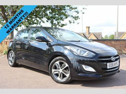 Hyundai i30  1.4 Blue Drive SE Nav Hatchback 5dr Petrol Manual 