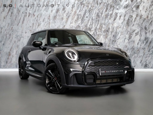 MINI Hatch  1.5 COOPER SPORT 3d 134 BHP