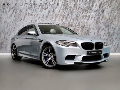 BMW M5  4.4 V8 Saloon 4dr Petrol DCT Euro 6 (s/s) (560 ps)