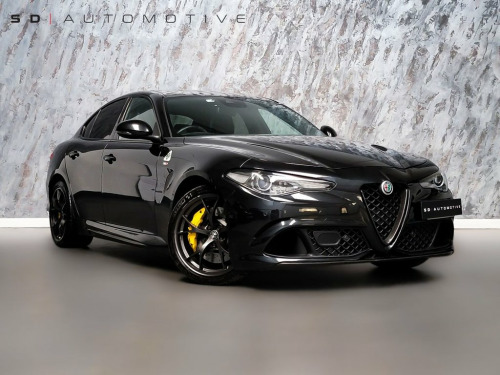 Alfa Romeo Giulia  2.9 V6 Bi-Turbo Quadrifoglio Saloon 4dr Petrol Aut