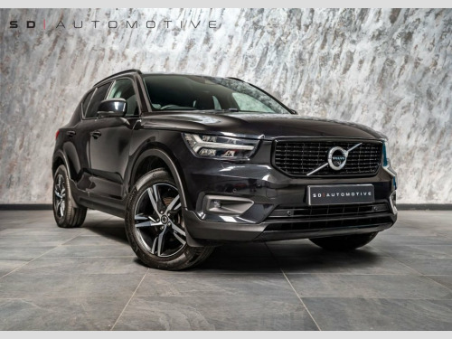 Volvo XC40  1.5 T3 R-Design SUV 5dr Petrol Manual Euro 6 (s/s)